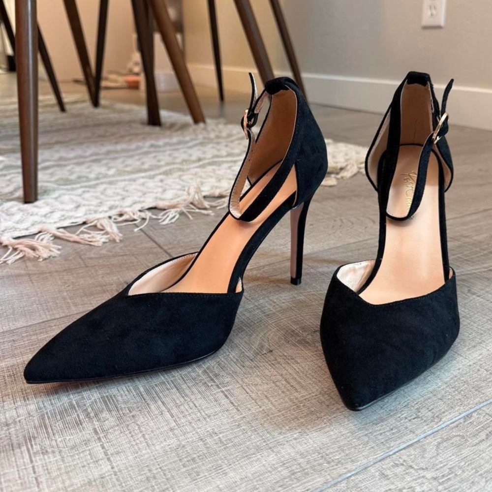 Pierre‎ Cardin Black Suede Heels – Size 8
